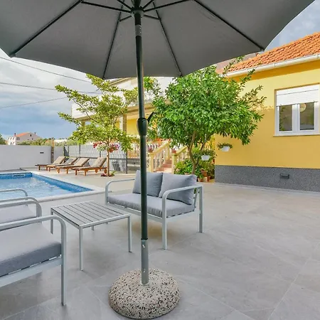 Holiday Homena With A Heated Pool Bibinje Exterior photo